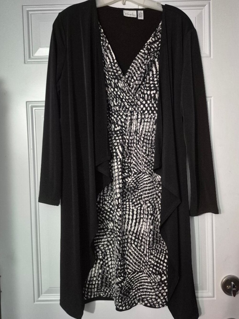 Jacket Dress. Kim Rogers. PM . Black/white